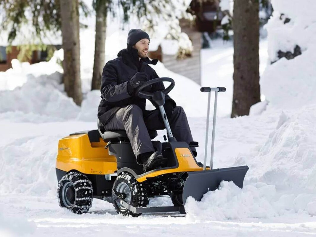Райдер садовый бензиновый STIGA Park 220 +дека Combi 95 Q 2D5809521/ST2 (2F5820321/S16+дека)